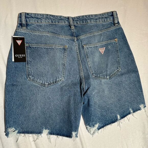 Guess Repose 80’s Brand New cutoff shorts - Picture 4 of 7